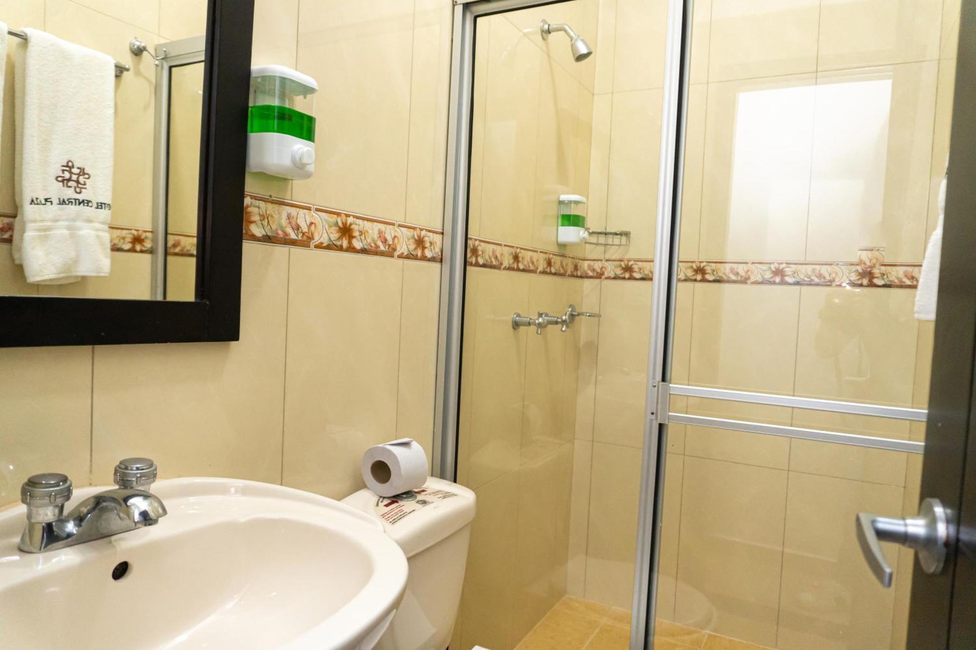 Hotel Central Plaza Medellin Itagui Ngoại thất bức ảnh